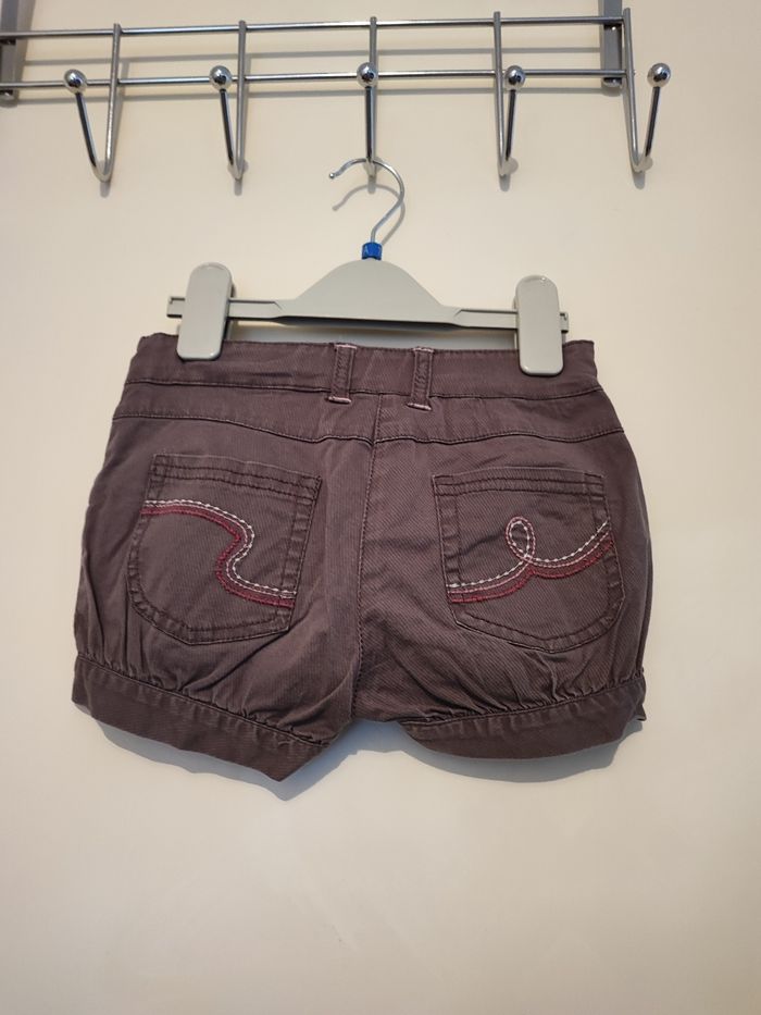 Short fille - photo numéro 6
