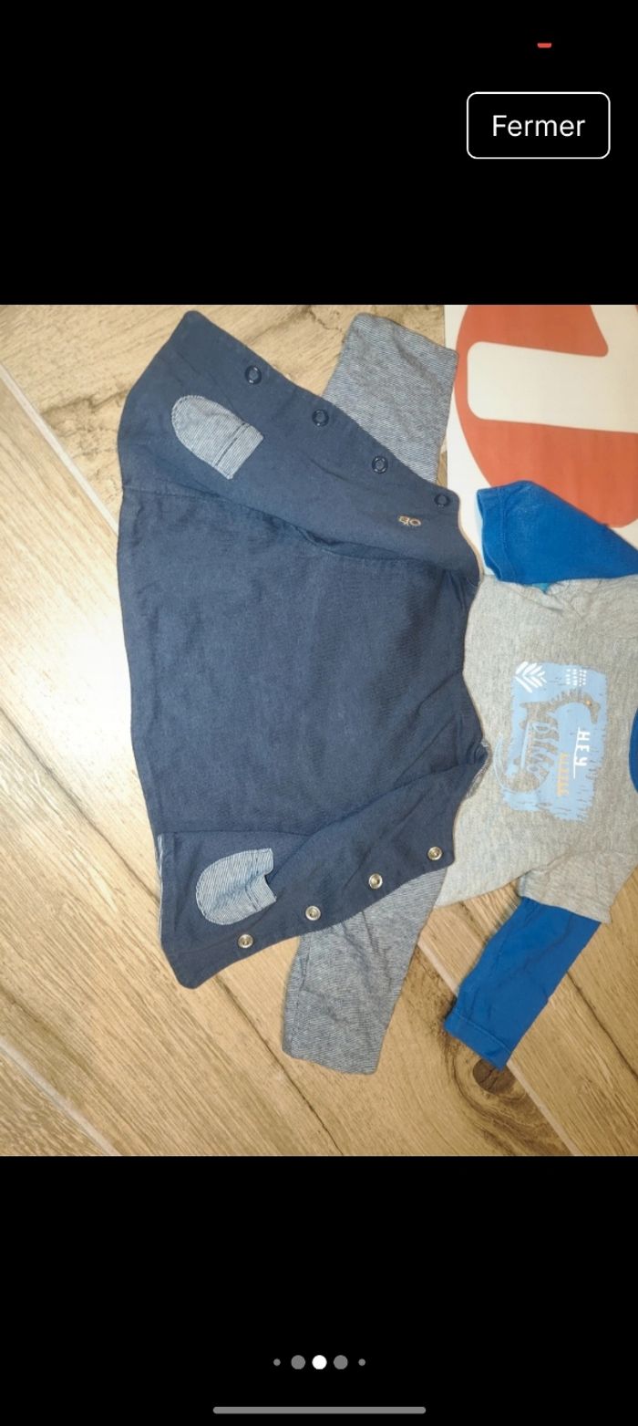 Lot ensemble 
1 salopette Obaibi 
1 t-shirt réversible Obaibi 
1 t-shirt manches courtes Kiabi 
1 t-shirt manches longues dino orchestra 
Taille 1 mois 53-56 cm - photo numéro 5