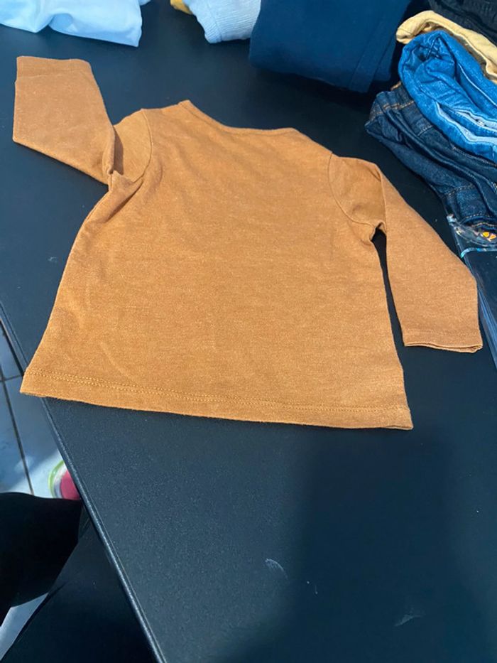 T-shirt roi lion - photo numéro 2