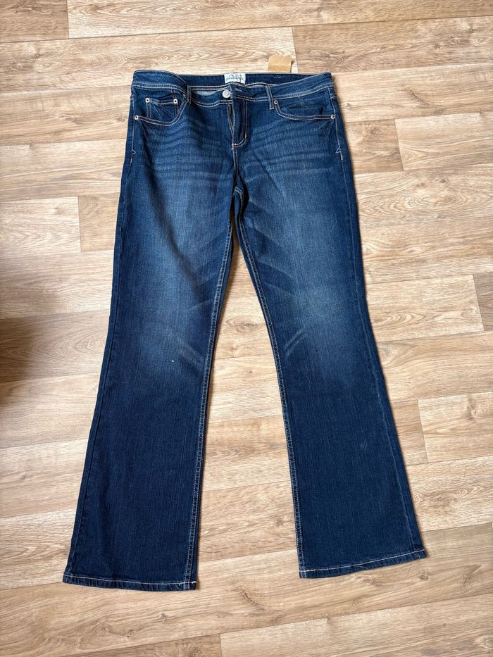 Plusieurs vêtements grandes tailles - photo numéro 4