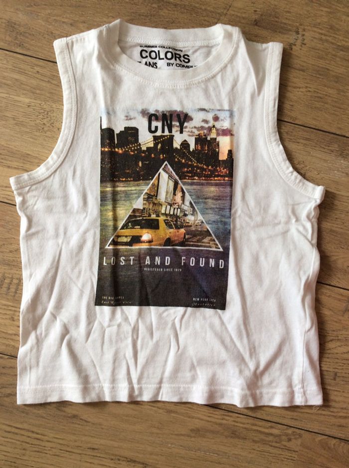 Débardeur (taché) et short (a réparer) - photo numéro 2