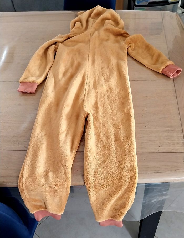 Surpyjama enfant 6ans en bon état - photo numéro 5
