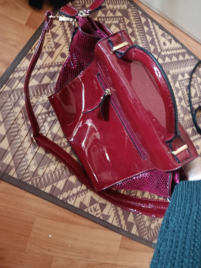 Sac cuir rouge neuf – Chic, pratique & indispensable 💖👜 - photo numéro 2