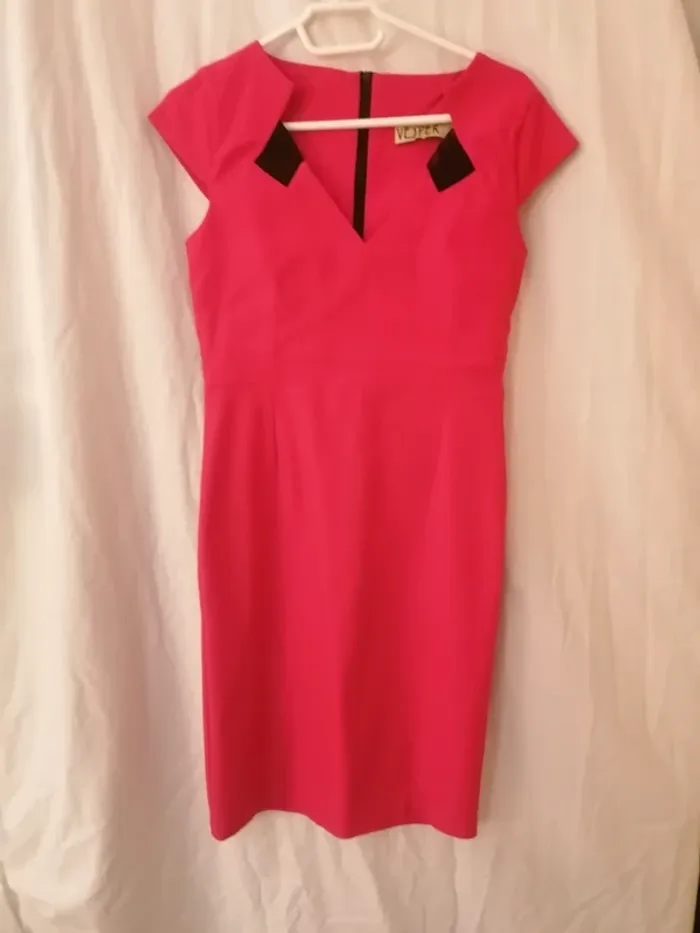 Robe fourreau