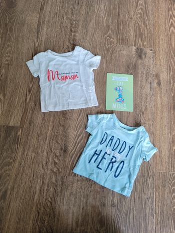 Lot de 2 Tee-shirts 1 mois neuf