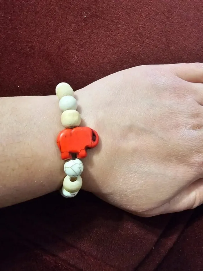 Joli bracelet éléphant fantaisie