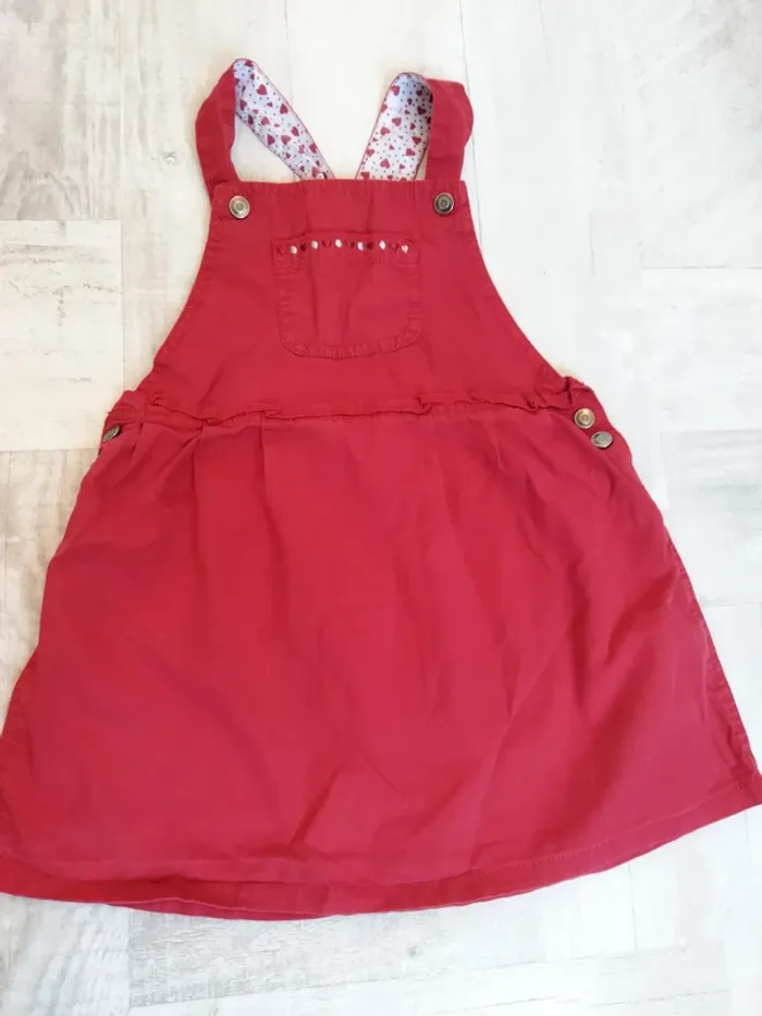 Robe rouge 3 ans