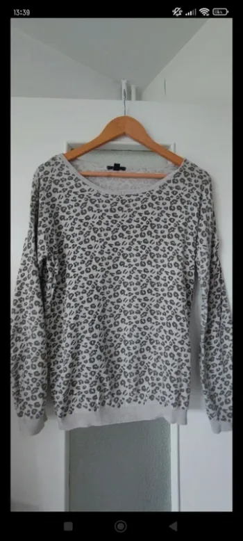 Pull motif léopard