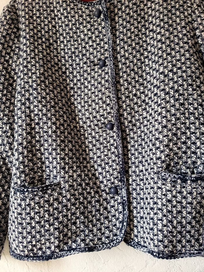 Veste tailleur femme. - photo numéro 5