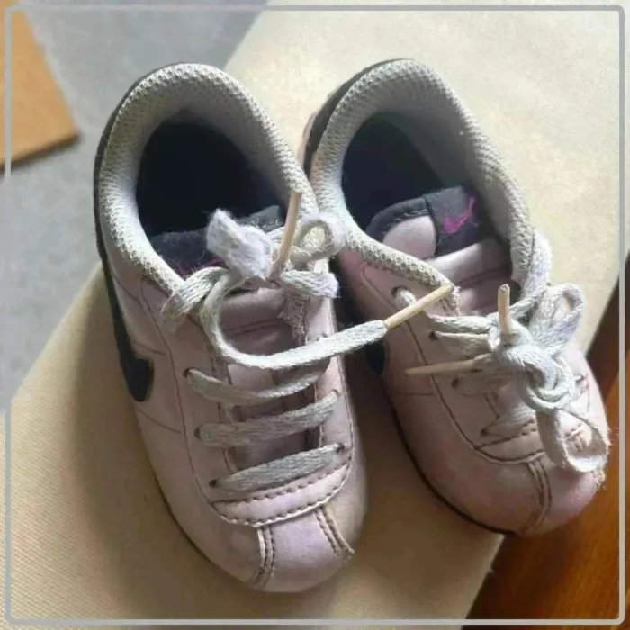 Magnifique nike rose clair pointure 22 - photo numéro 2