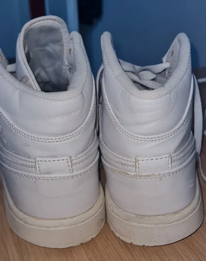 Baskets Nike Jordan - photo numéro 3