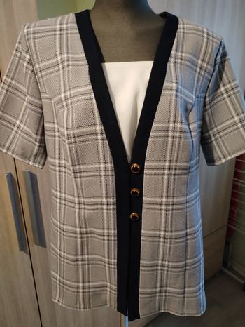Haut femme manches courtes taille 44
