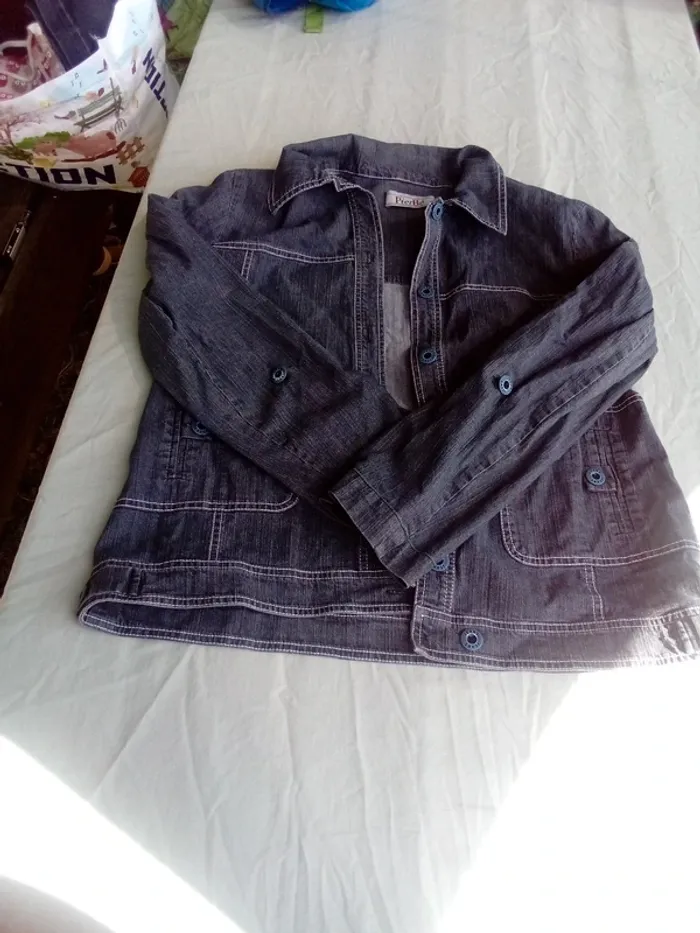 Veste en jean taille 42