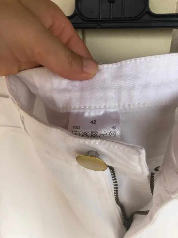 Pantalon blanc - photo numéro 2