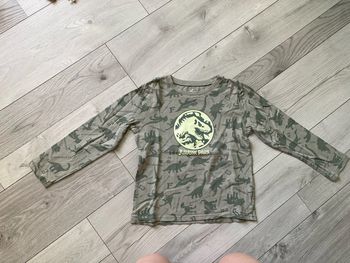 TEE shirt manches longues jurassic world