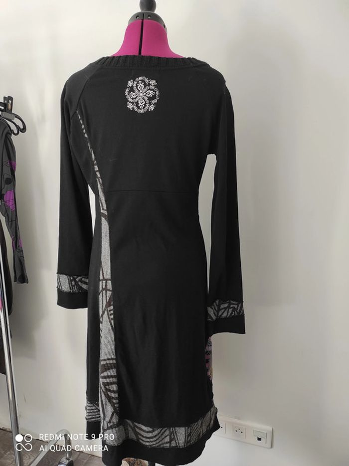 robe originale tL comme neuve - photo numéro 3