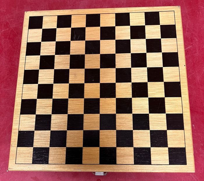 Jeu d’échecs et de dame - photo numéro 4
