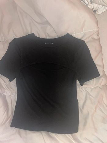 T-shirt ouvert devant