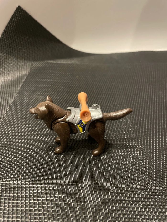 Playmobil figurine loups marron avec selle et couverture novelmore 70225 animaux sauvages - photo numéro 3