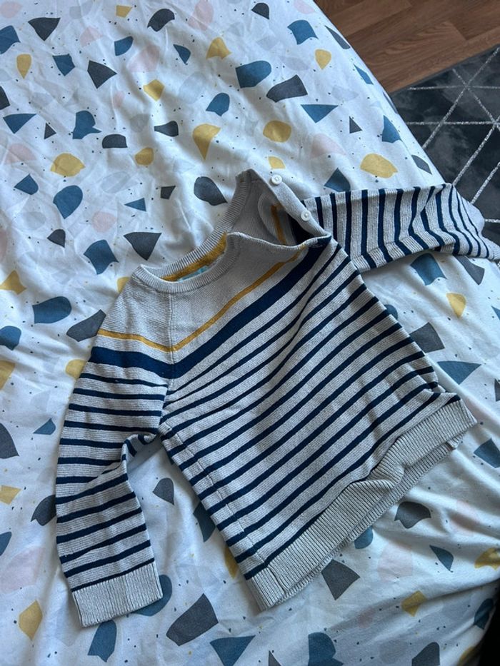 Pull 18 mois