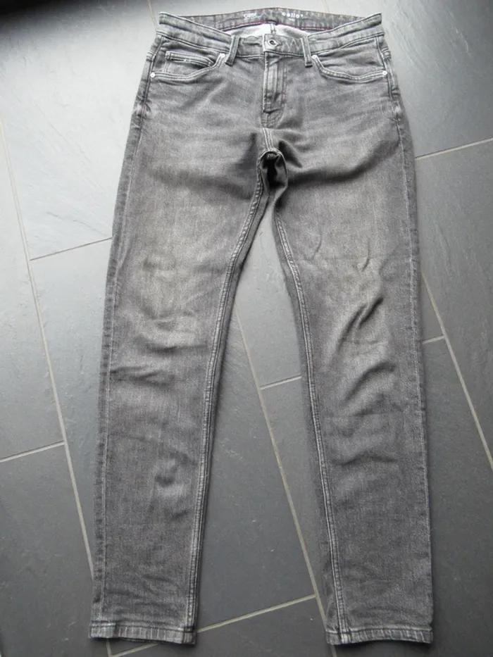 Jean's homme Celio C25t Slim Tapered 38 / M neuf - photo numéro 2