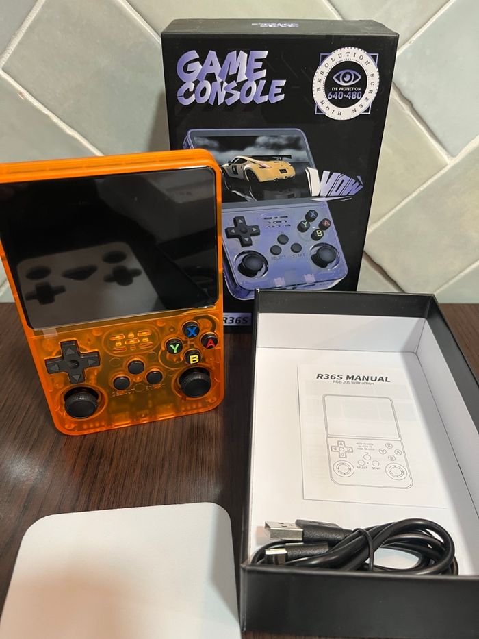 Console R36s - photo numéro 5