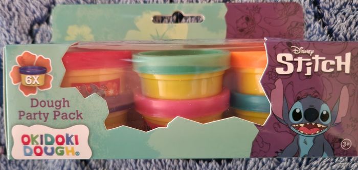 Lot de 6 petits pots de pâte à modeler Stitch