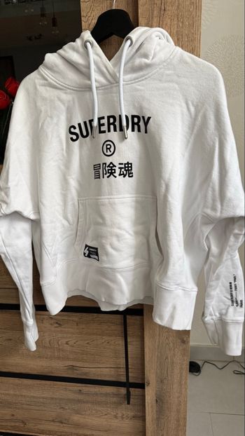 Sweat à capuche Superdry