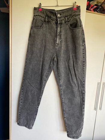 Jeans gris MOM taille 42 neuf