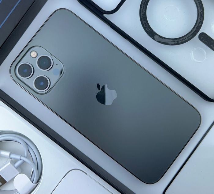 iPhone 13 pro max - photo numéro 2