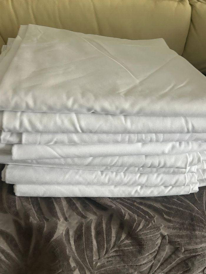 Draps blanc + taies d’oreiller - photo numéro 2