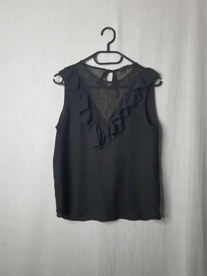 Top noir dentelle zara