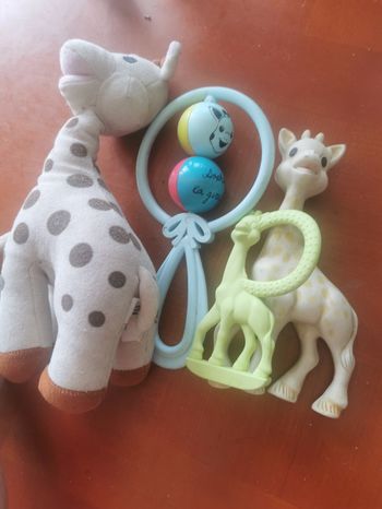 Lot Sophie la girafe