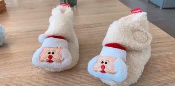 Chaussons Noël Myggpp pointure 16 17