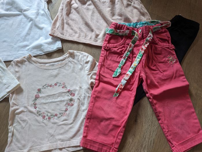 Gros lot vêtements fille 18-24 mois - photo numéro 4
