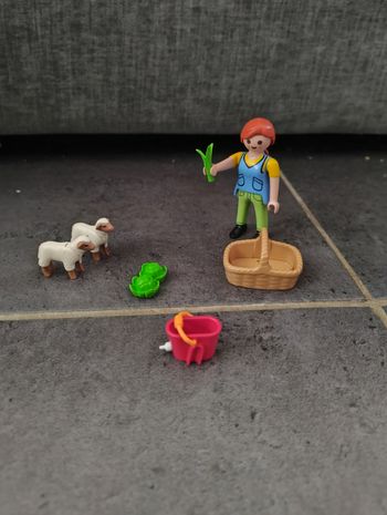 Playmobil eleveuse avec veau 4778