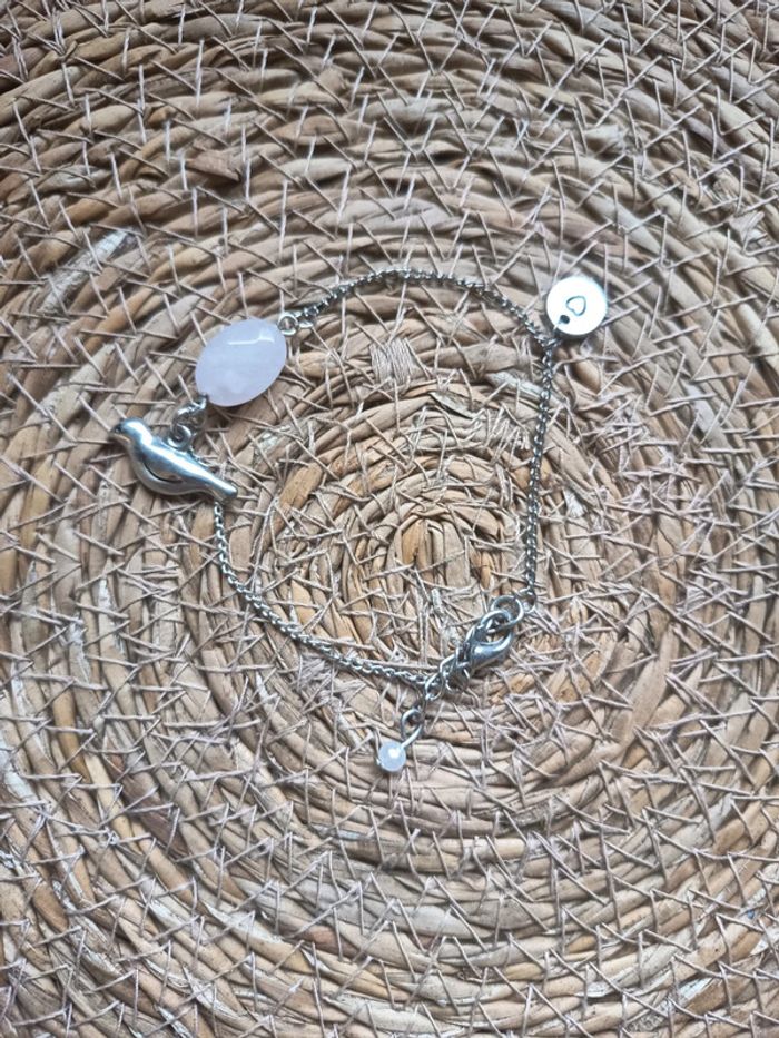 Bracelet argent à breloques et sa broche