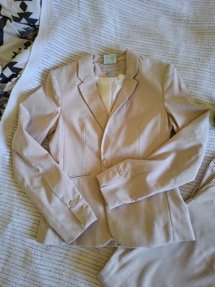 Tailleur Beige - photo numéro 2