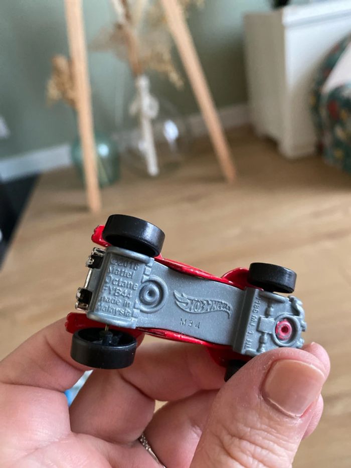 Lot de 20 voitures en métal hotwheels - photo numéro 2