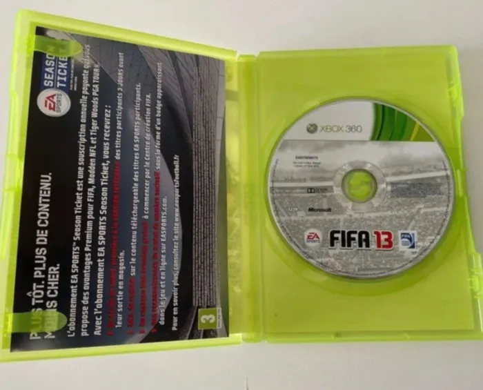 FIFA 13 Xbox 360 Ultimate Edition bon état - photo numéro 4