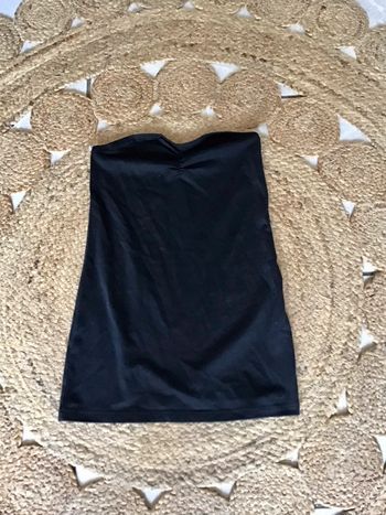 Top dos nu de couleur noir taille XS