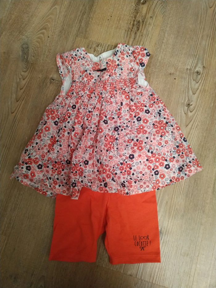 Robe fleurie et son legging / 3 mois