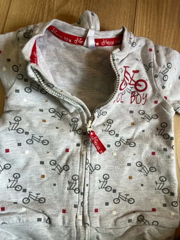 Ensemble 6mois - photo numéro 3