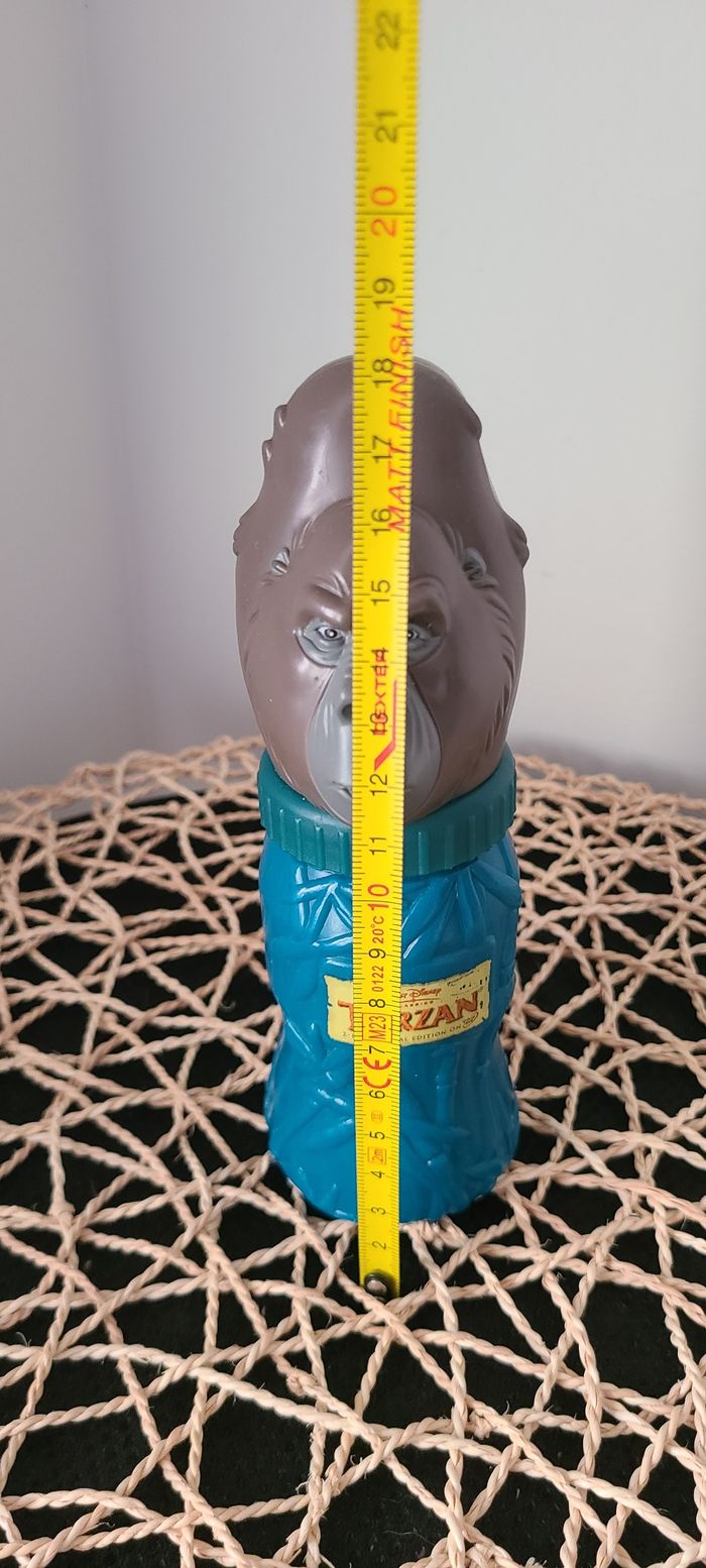 Bouteille d'eau Happy Meal Mc Donald's Tarzan Gorilla Année 2005 - photo numéro 2