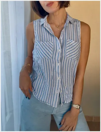 Chemisier débardeur bleu et blanc taille S très bon état