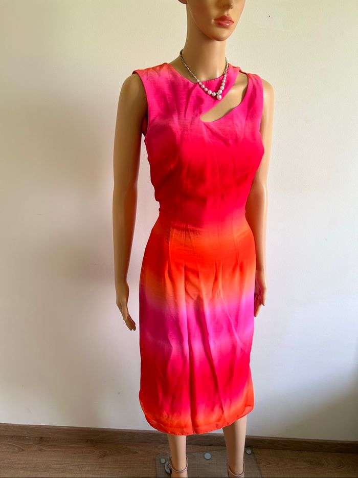 Robe mi longue multicolore neuve Naf Naf taille 34 - photo numéro 2