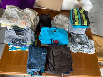 Gros Lot vetement 18 mois garcon 47 pcs