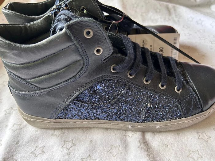 Baskets en cuir bleu 38 neuves - photo numéro 2