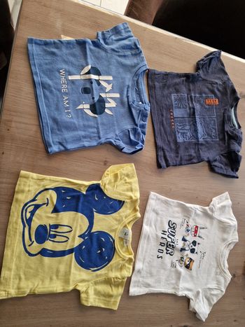4 t-shirts 3 mois