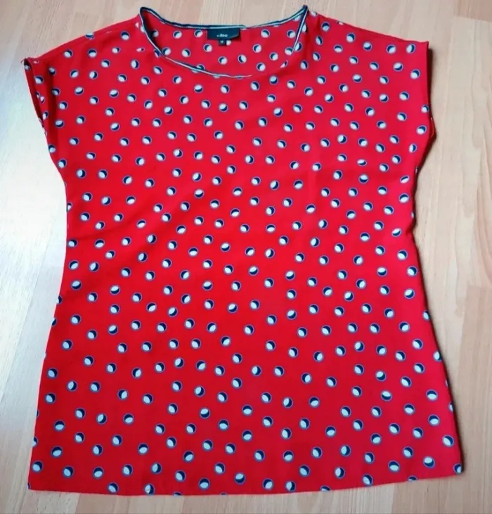 T-shirt léger oversize rouge à motifs